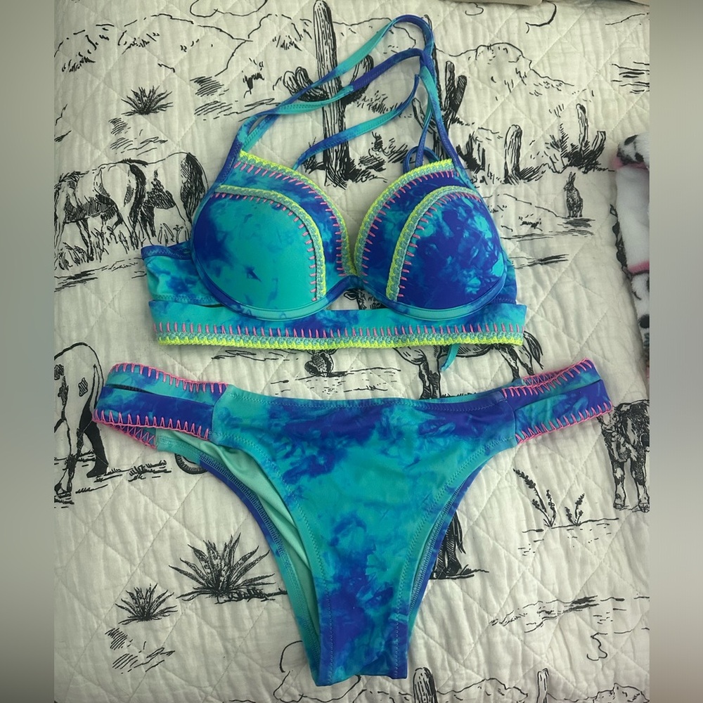 Shade and shore bikini
